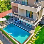 4 Bedroom - 3047 费特希耶