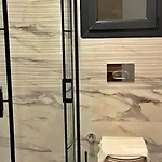 4 Bedroom - 3047 别墅