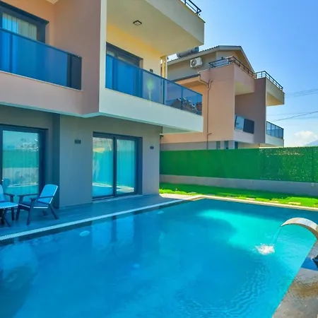 4 Bedroom - 3047 * 费特希耶