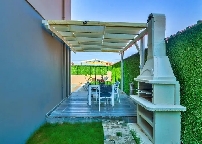 别墅 4 Bedroom - 3047 费特希耶