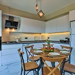 4 Bedroom - 3047