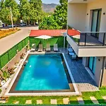 4 Bedroom - 3047 Willa