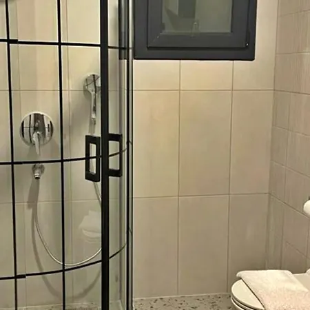 Vilă 4 Bedroom - 3047
